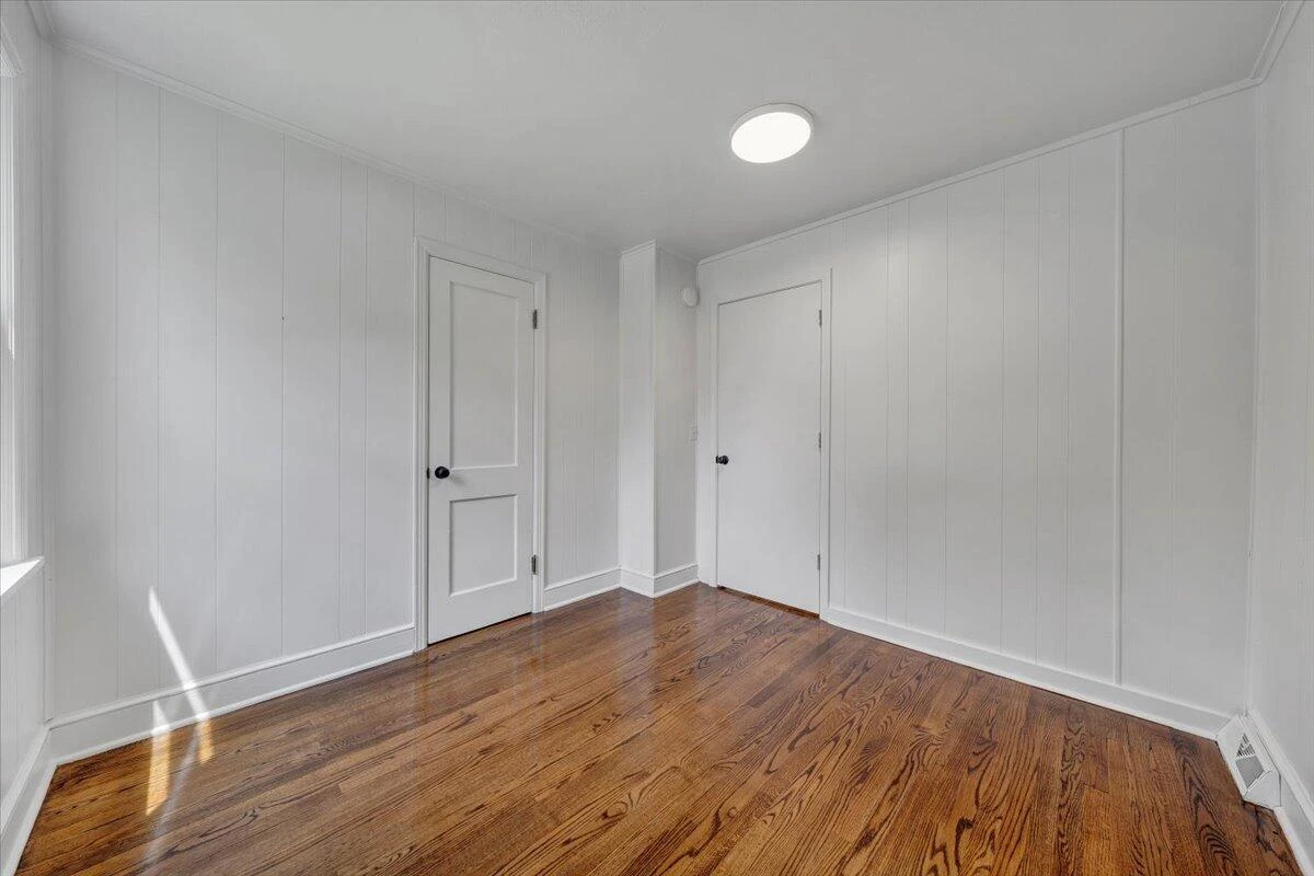 603 36th ST - Photo 14