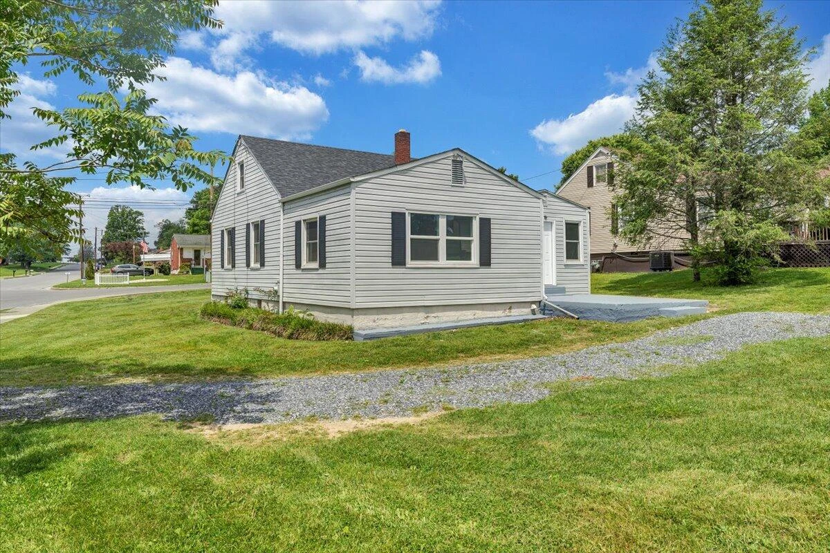 603 36th ST - Photo 20