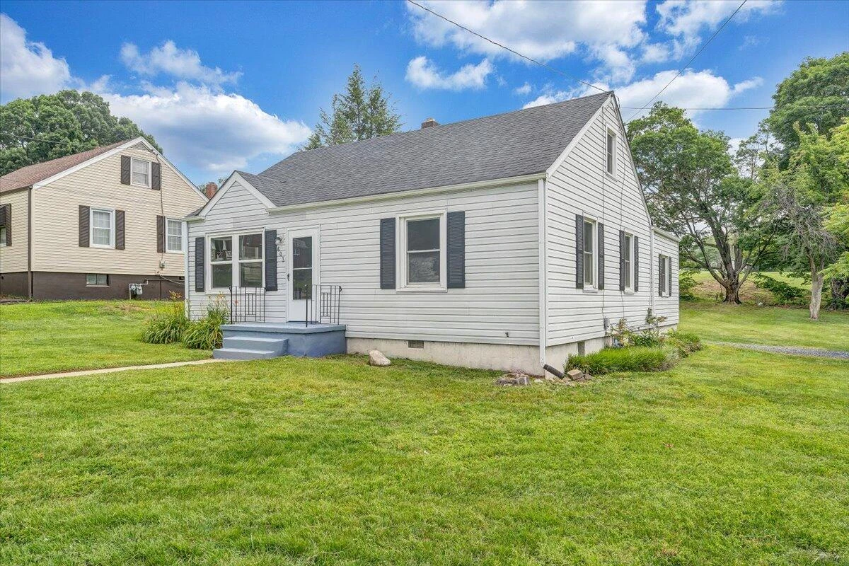 603 36th ST - Photo 22