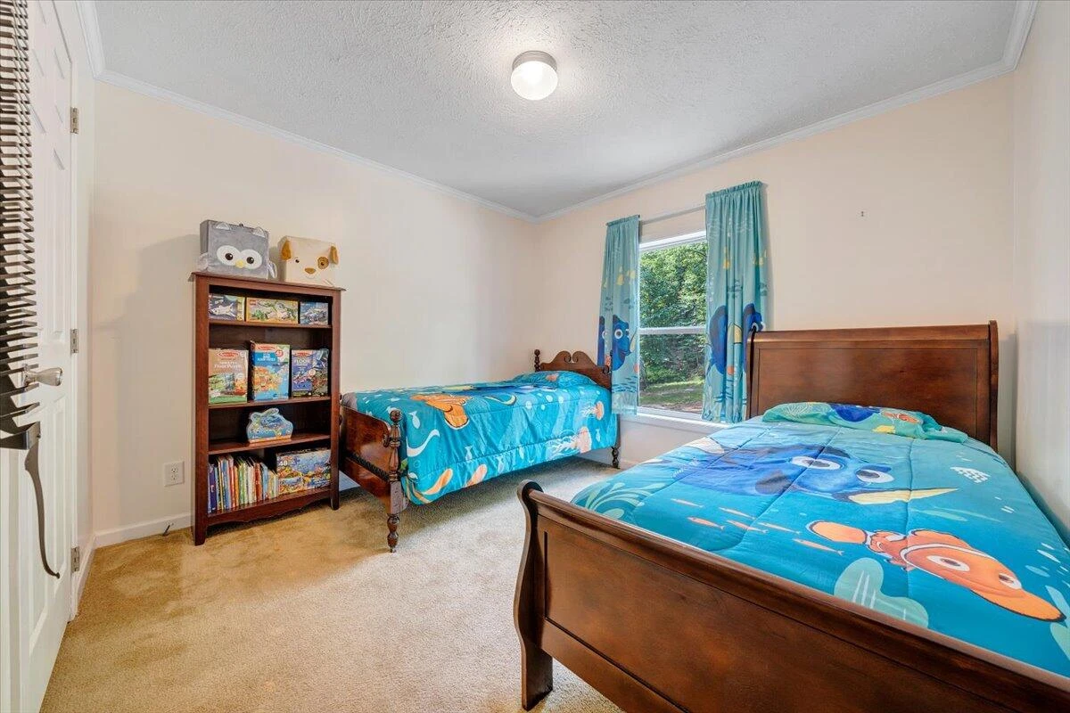 384 White Oak LN - Photo 23