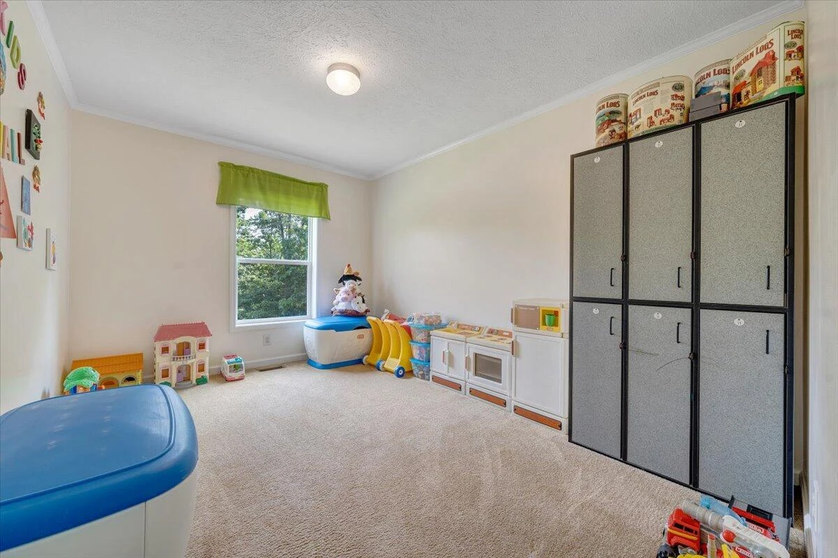 384 White Oak LN - Photo 25