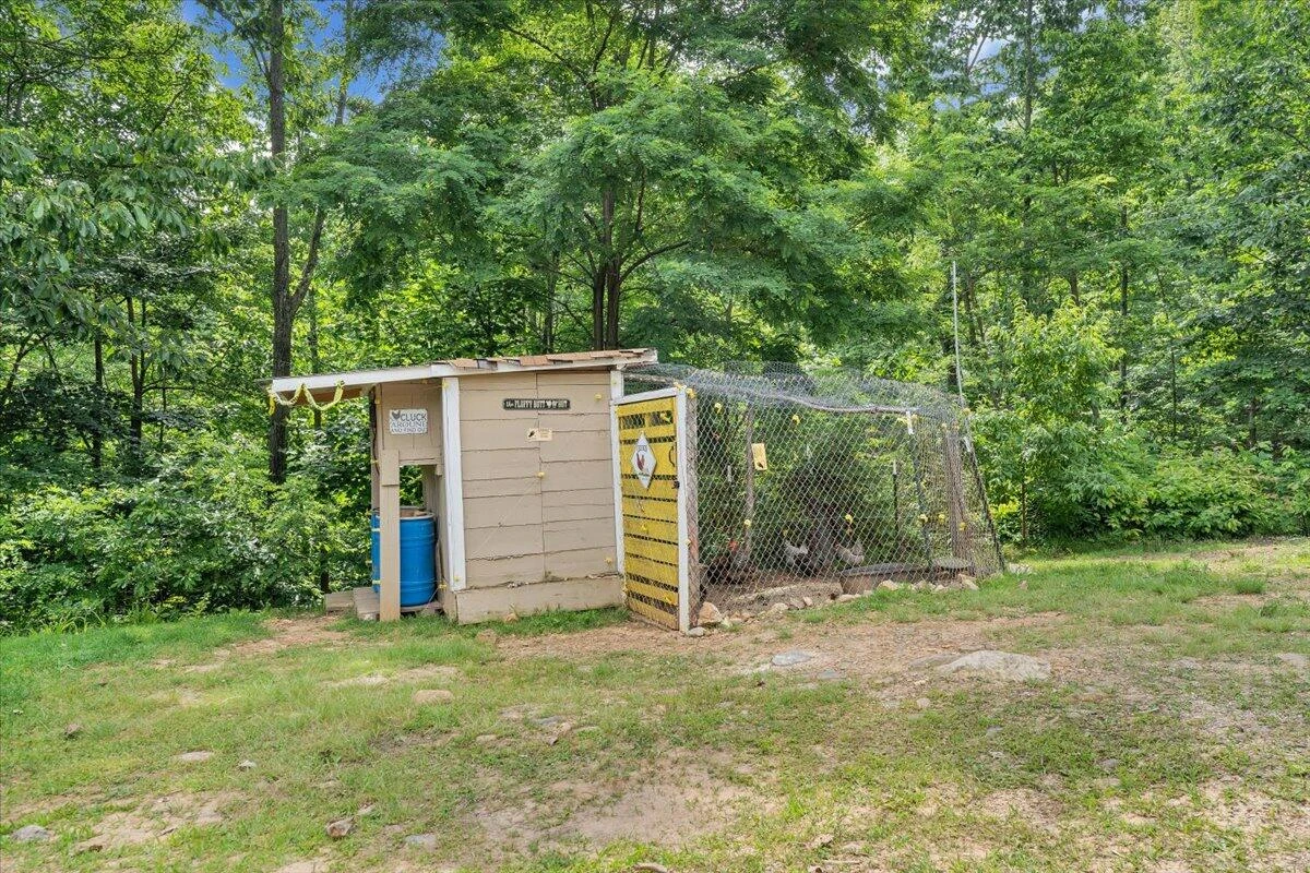 384 White Oak LN - Photo 37