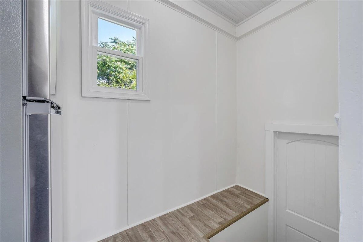2110 Carroll AVE - Photo 16