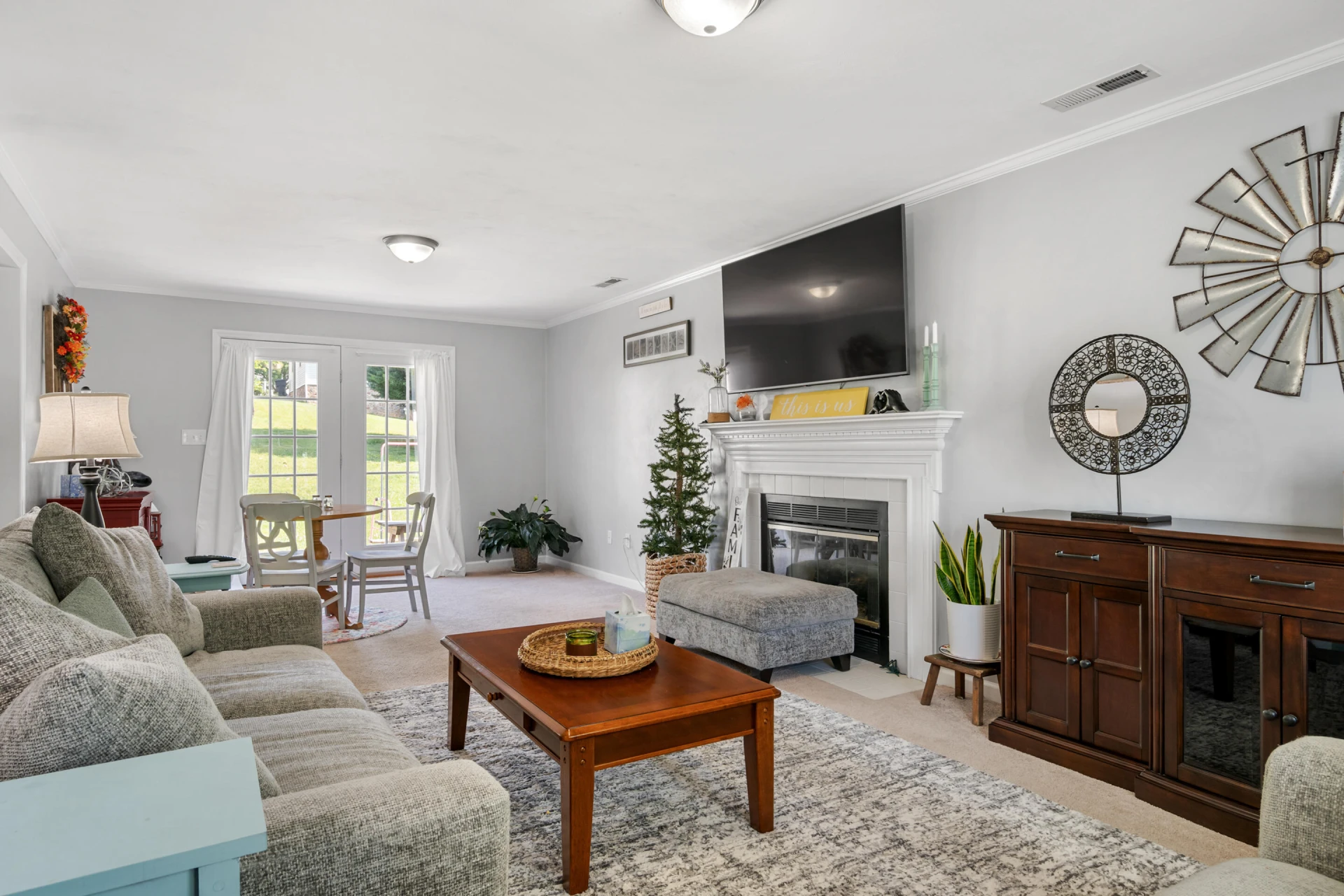 5038 Orchard Park DR - Photo 5