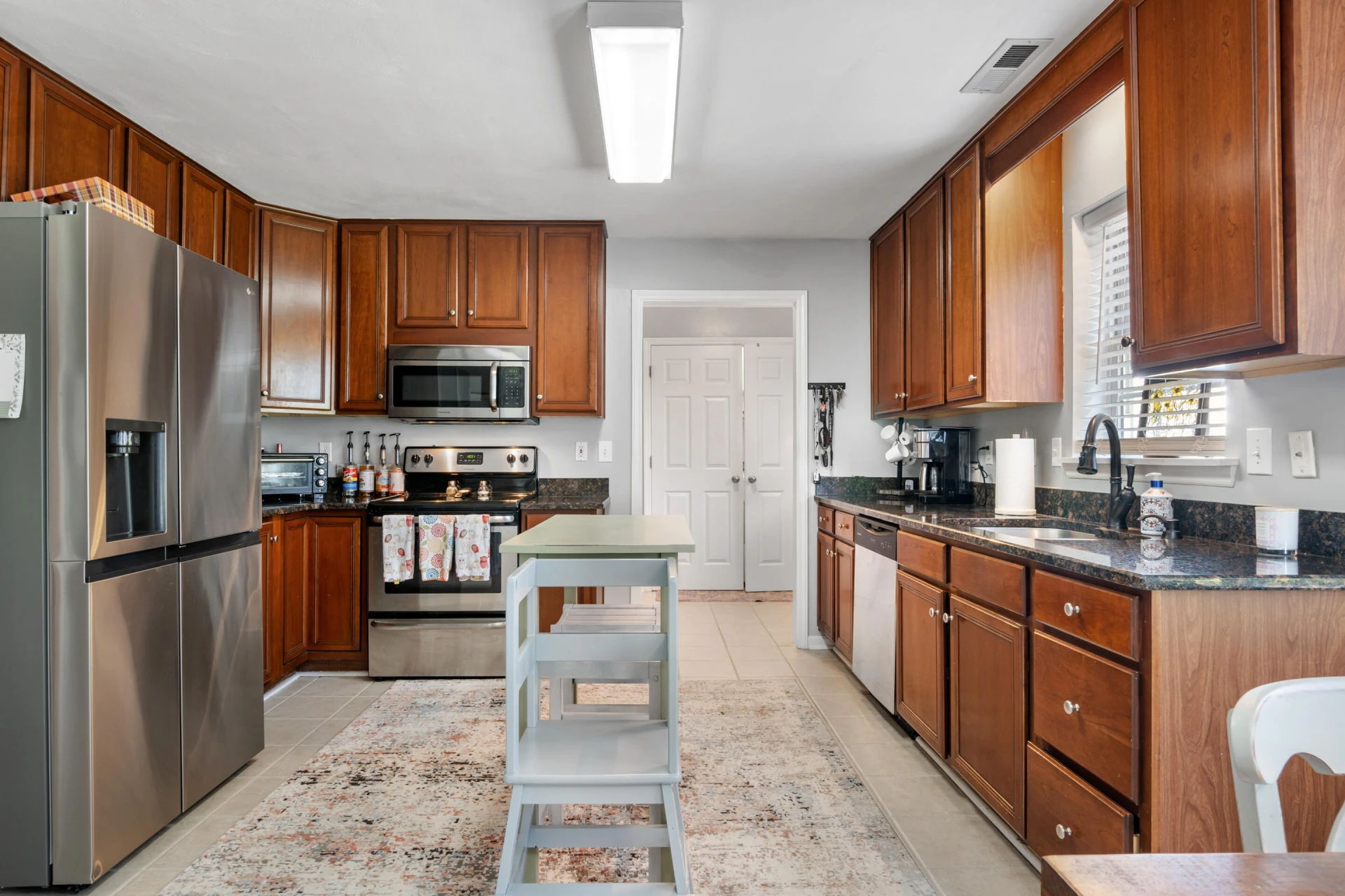 5038 Orchard Park DR - Photo 9