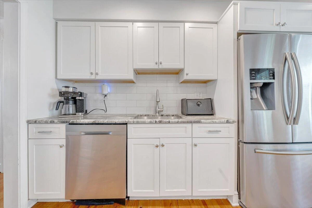 1530 Westover AVE - Photo 15