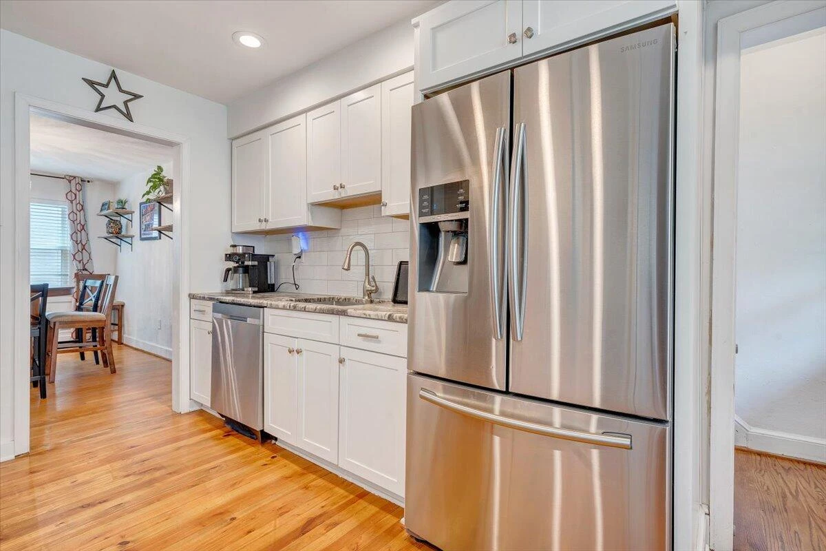 1530 Westover AVE - Photo 17