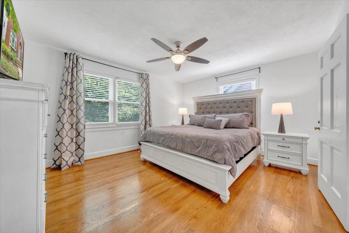 1530 Westover AVE - Photo 25