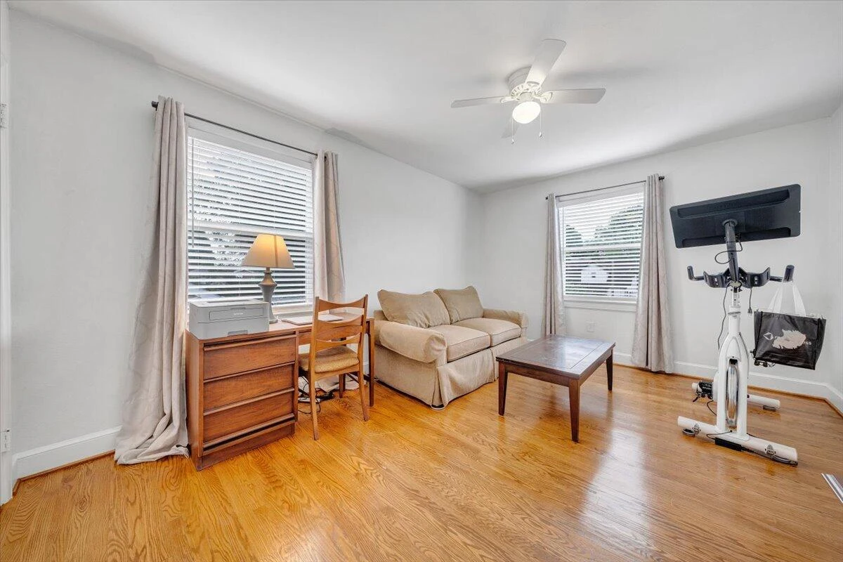 1530 Westover AVE - Photo 32