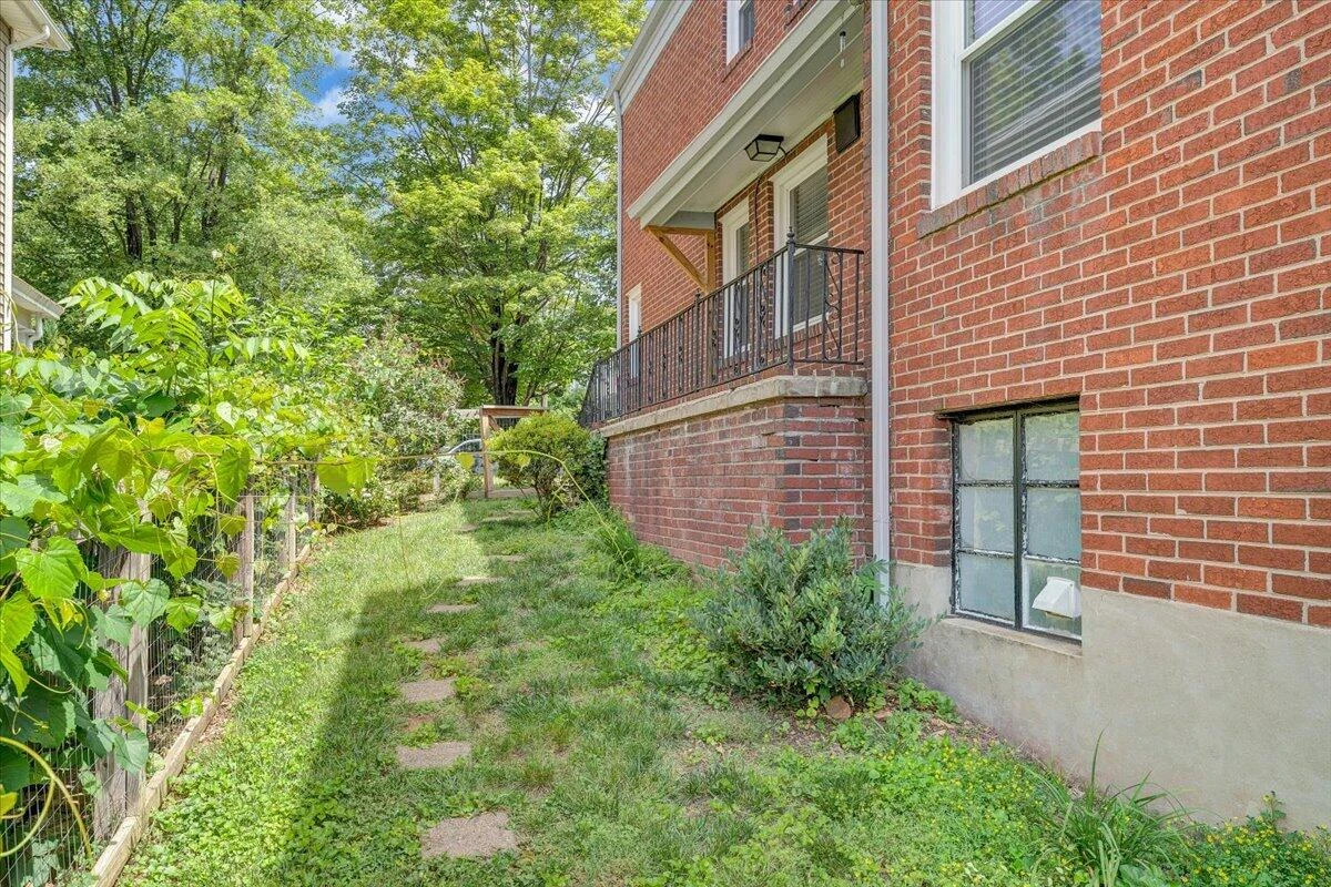 1530 Westover AVE - Photo 61