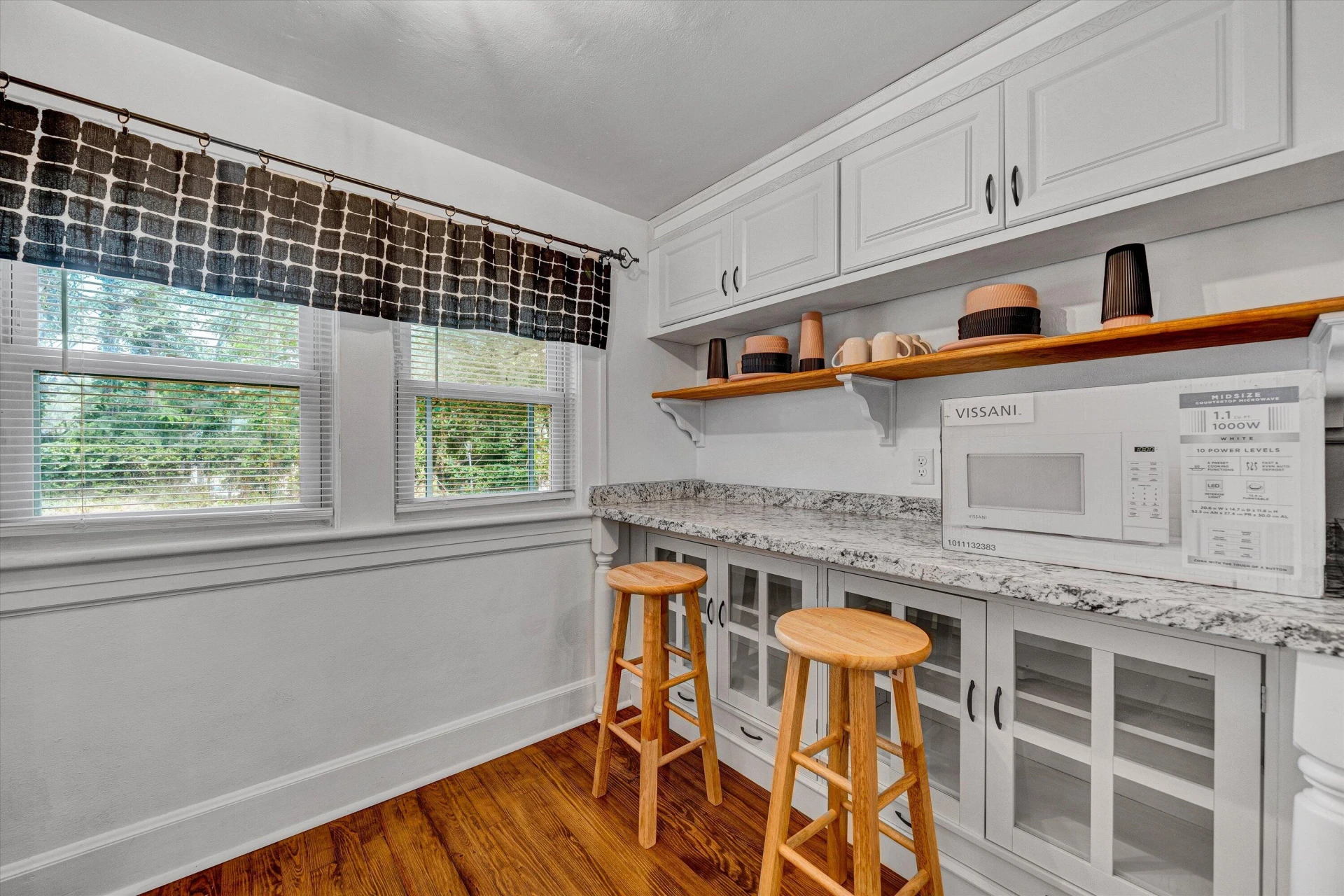 1618 8th ST - Photo 11