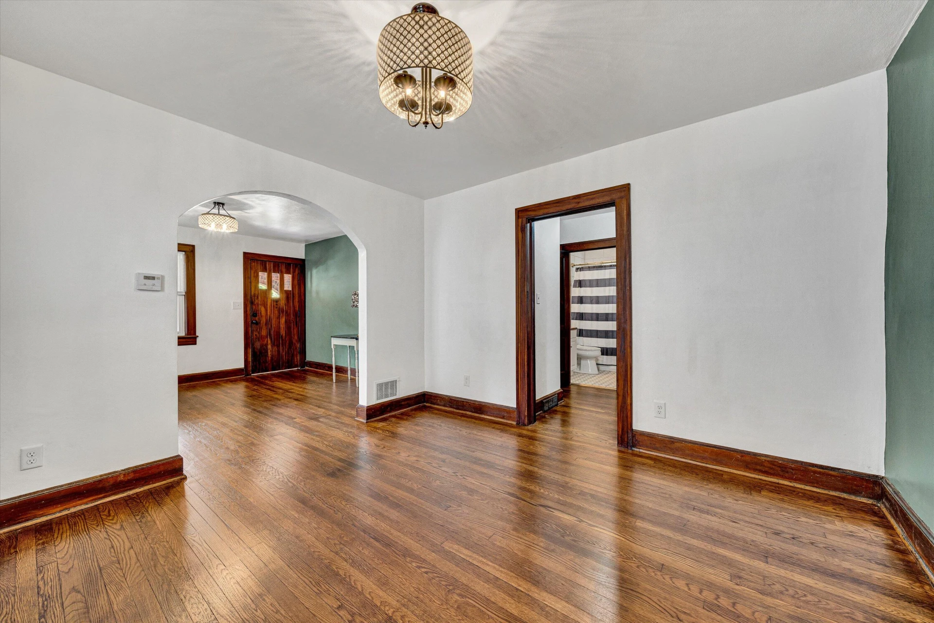 1618 8th ST - Photo 7