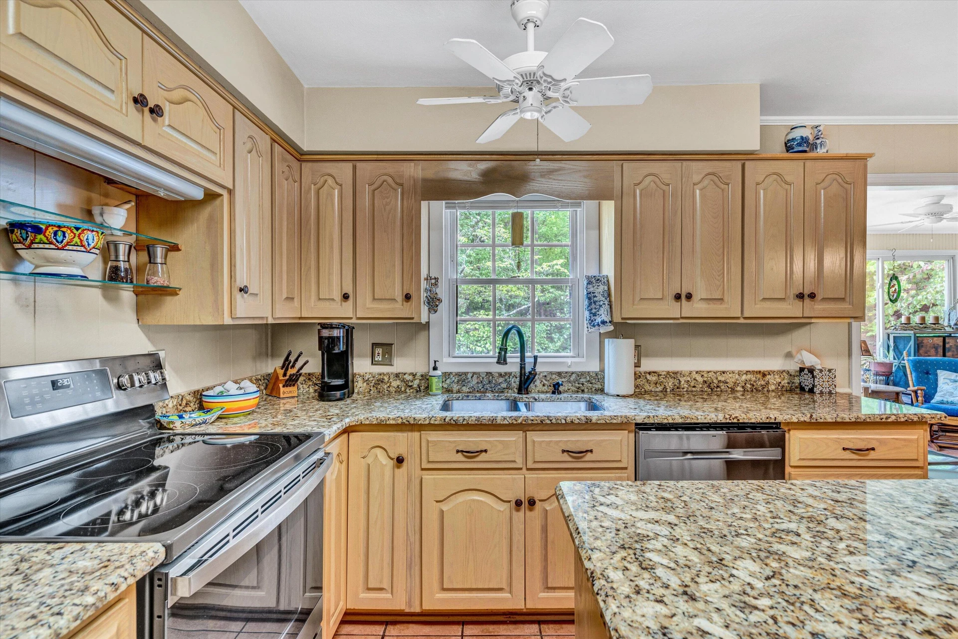 2072 McVitty RD - Photo 12