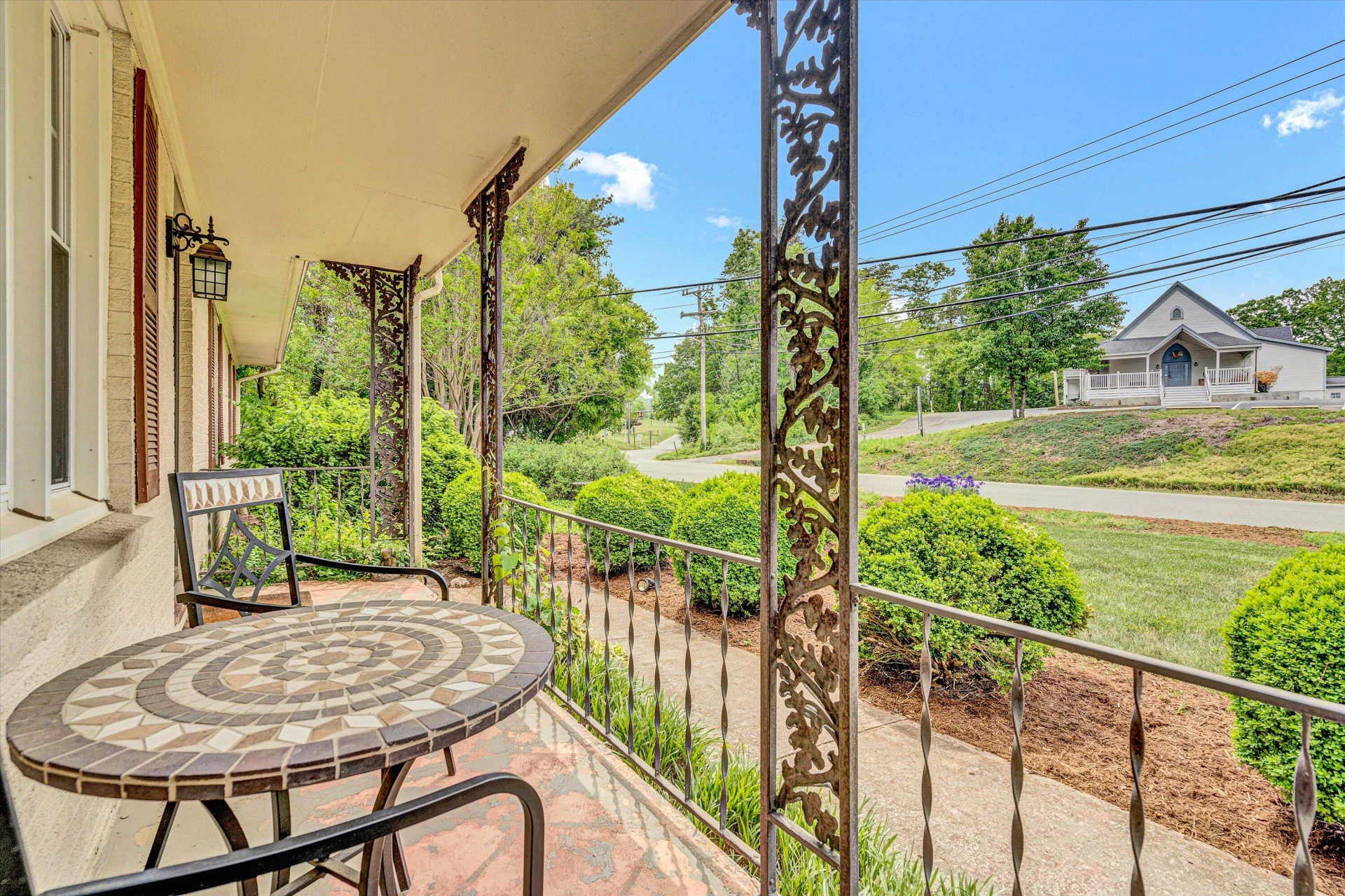 2072 McVitty RD - Photo 5