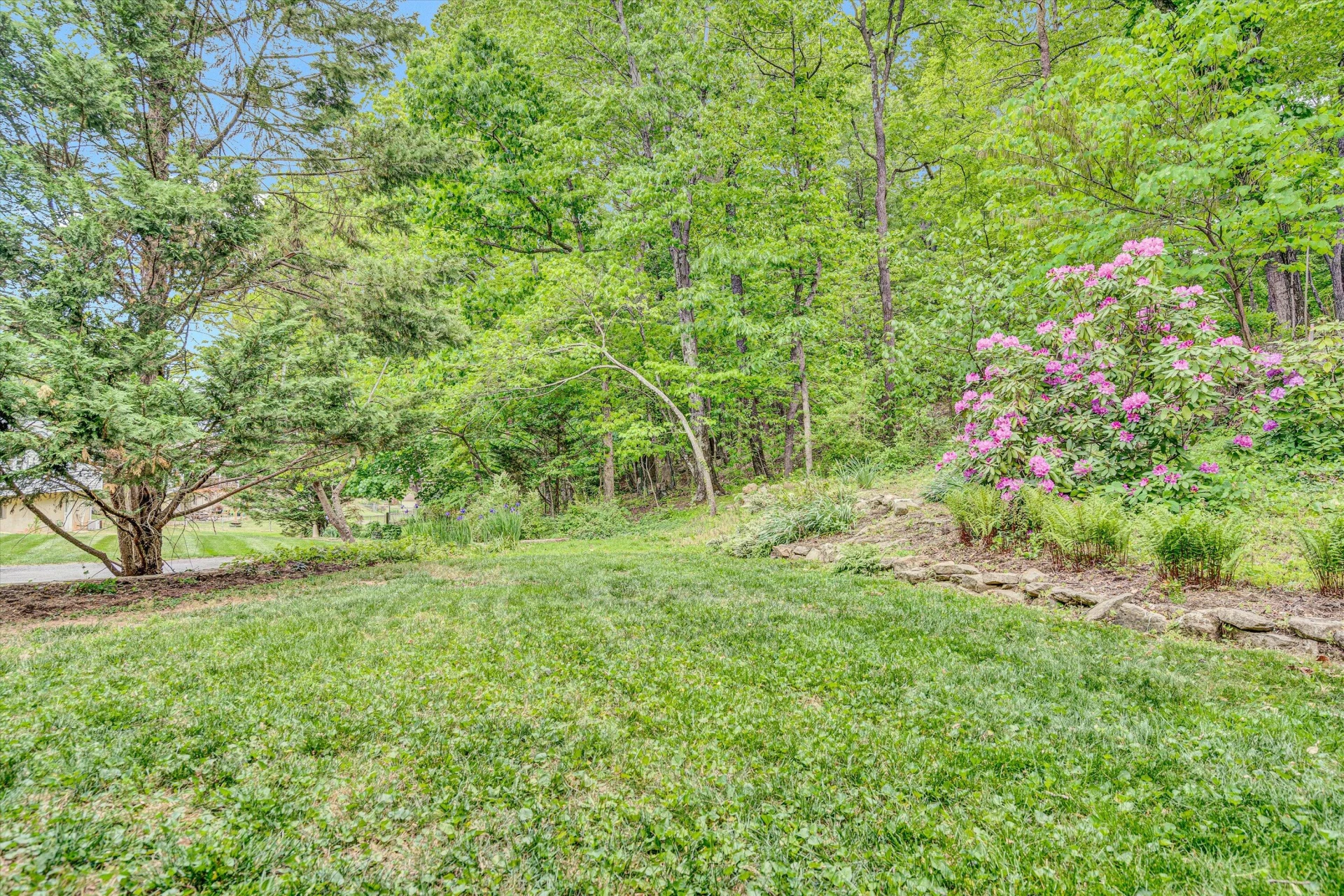 2072 McVitty RD - Photo 36