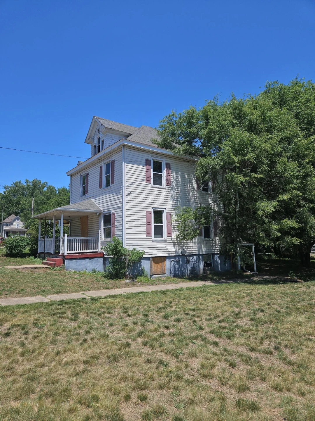 522 6th ST - Photo 2