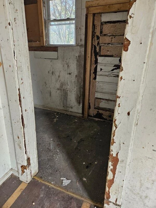 522 6th ST - Photo 7