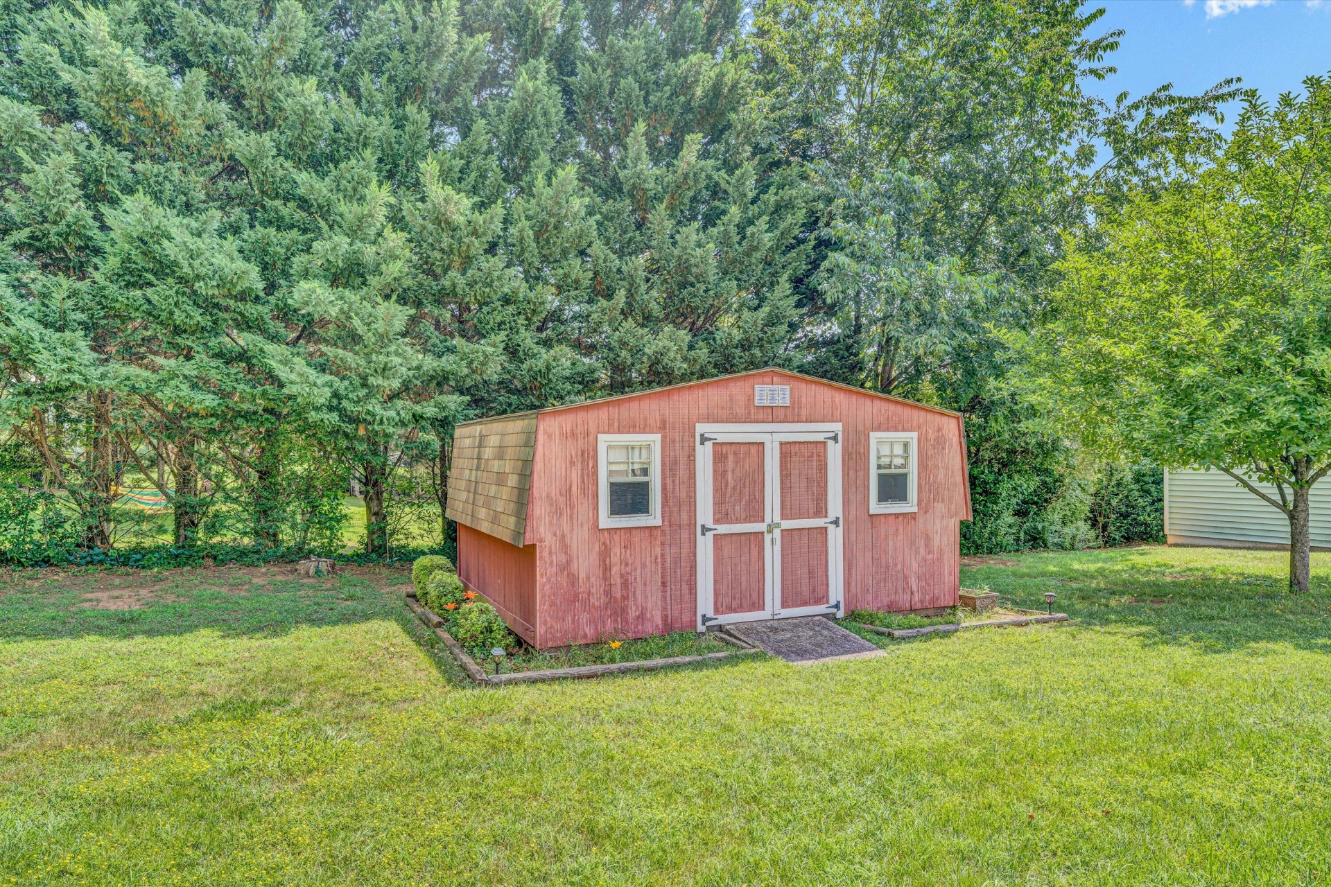 4711 Florist RD - Photo 25