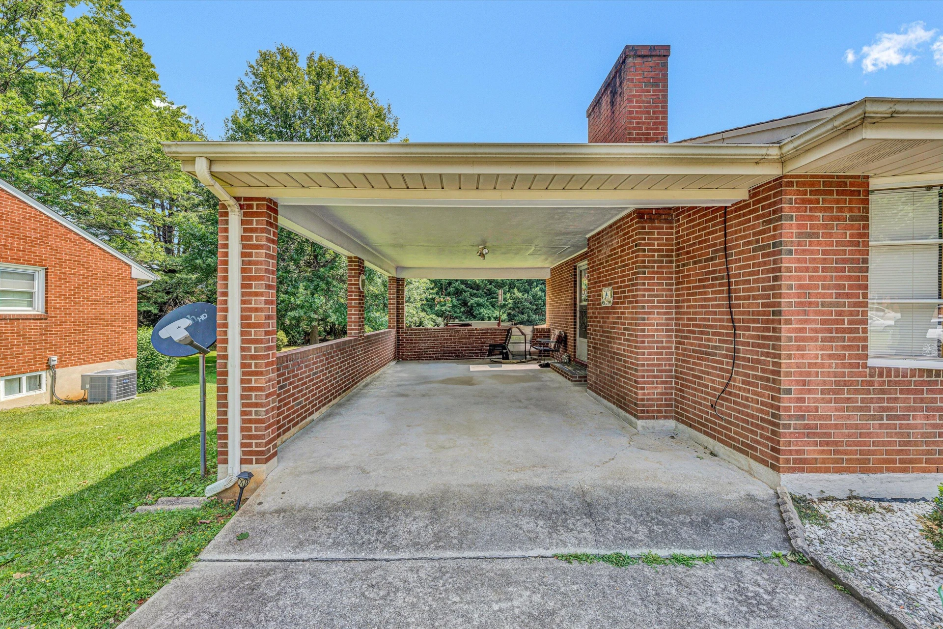 4711 Florist RD - Photo 29