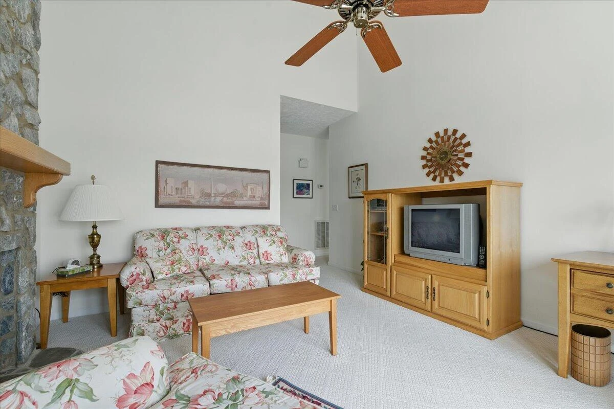 35 Lake Shore DR - Photo 34