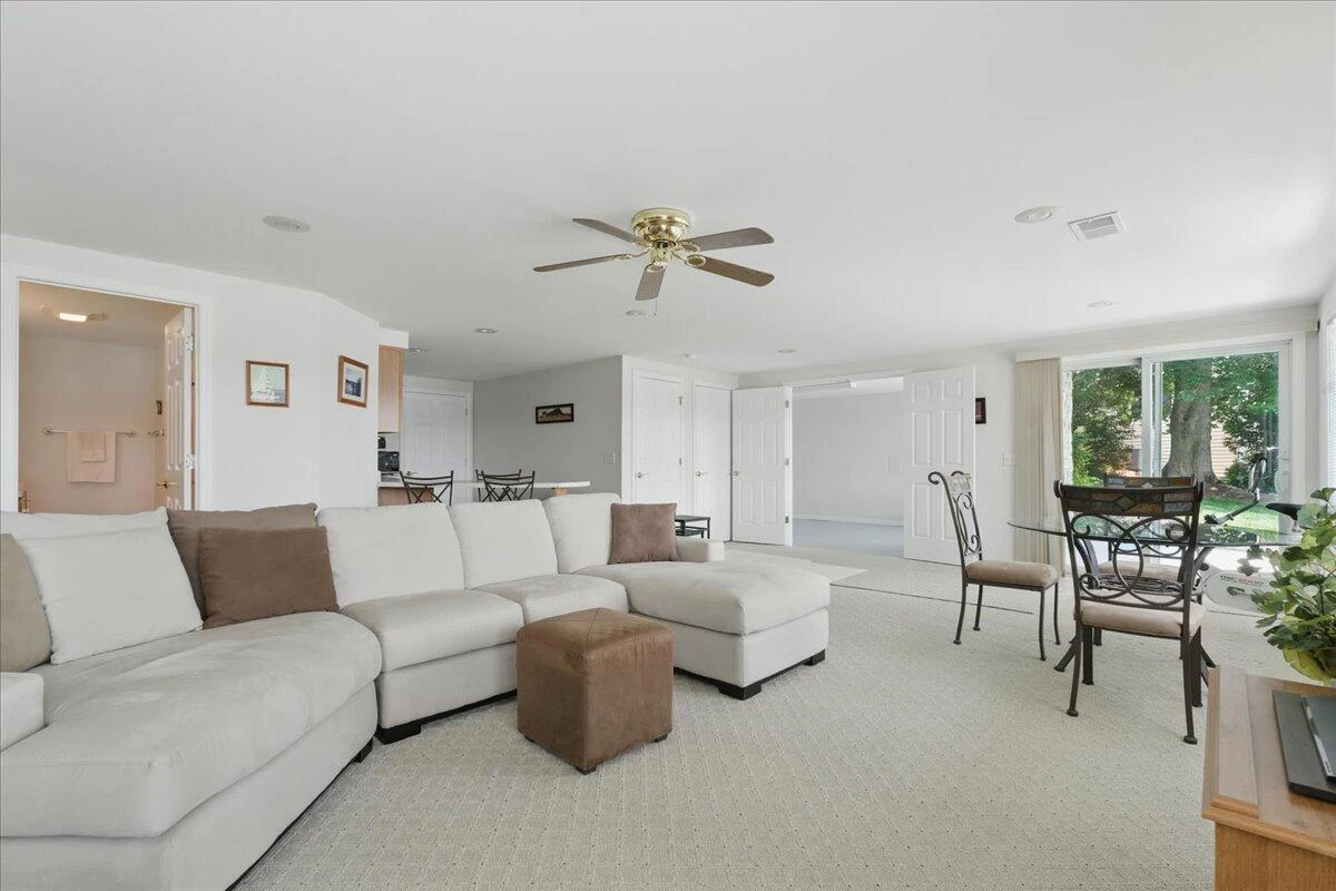 35 Lake Shore DR - Photo 47