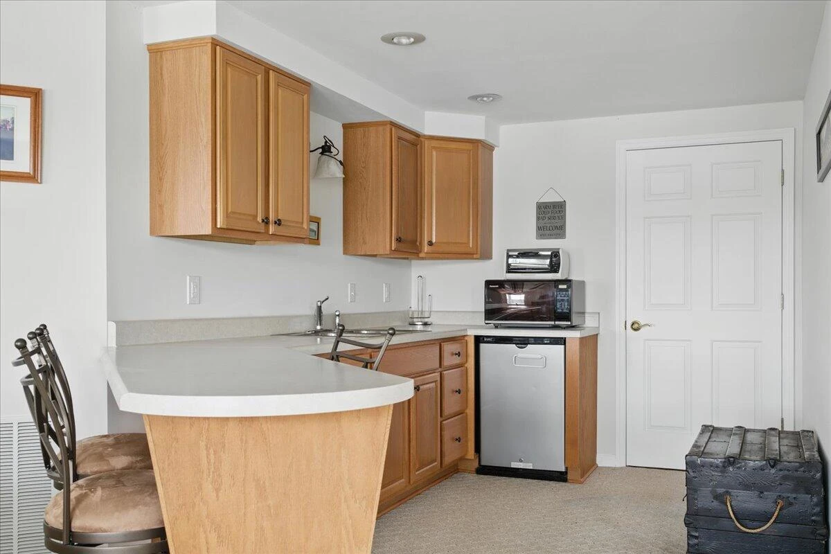 35 Lake Shore DR - Photo 49