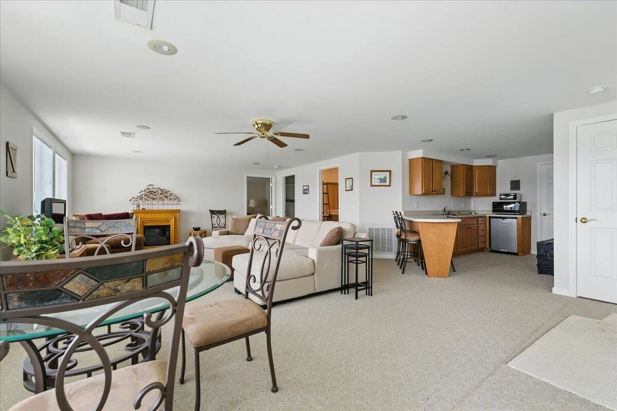 35 Lake Shore DR - Photo 53