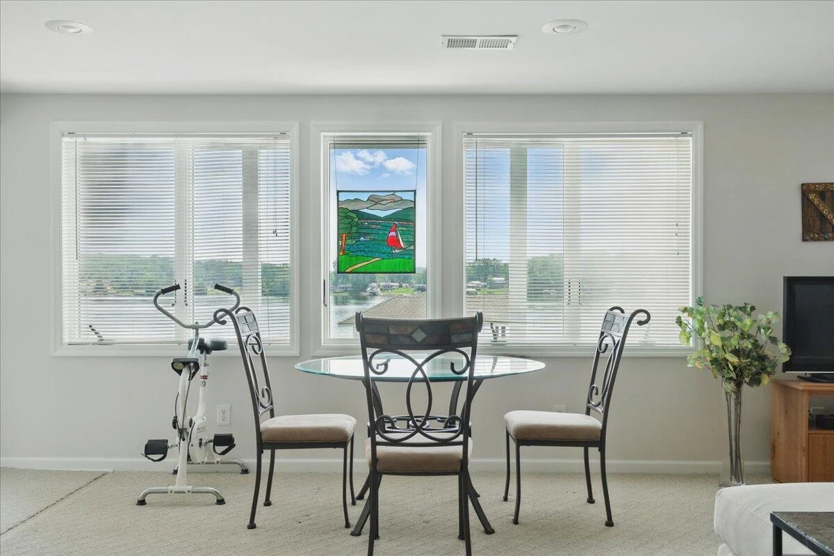 35 Lake Shore DR - Photo 54