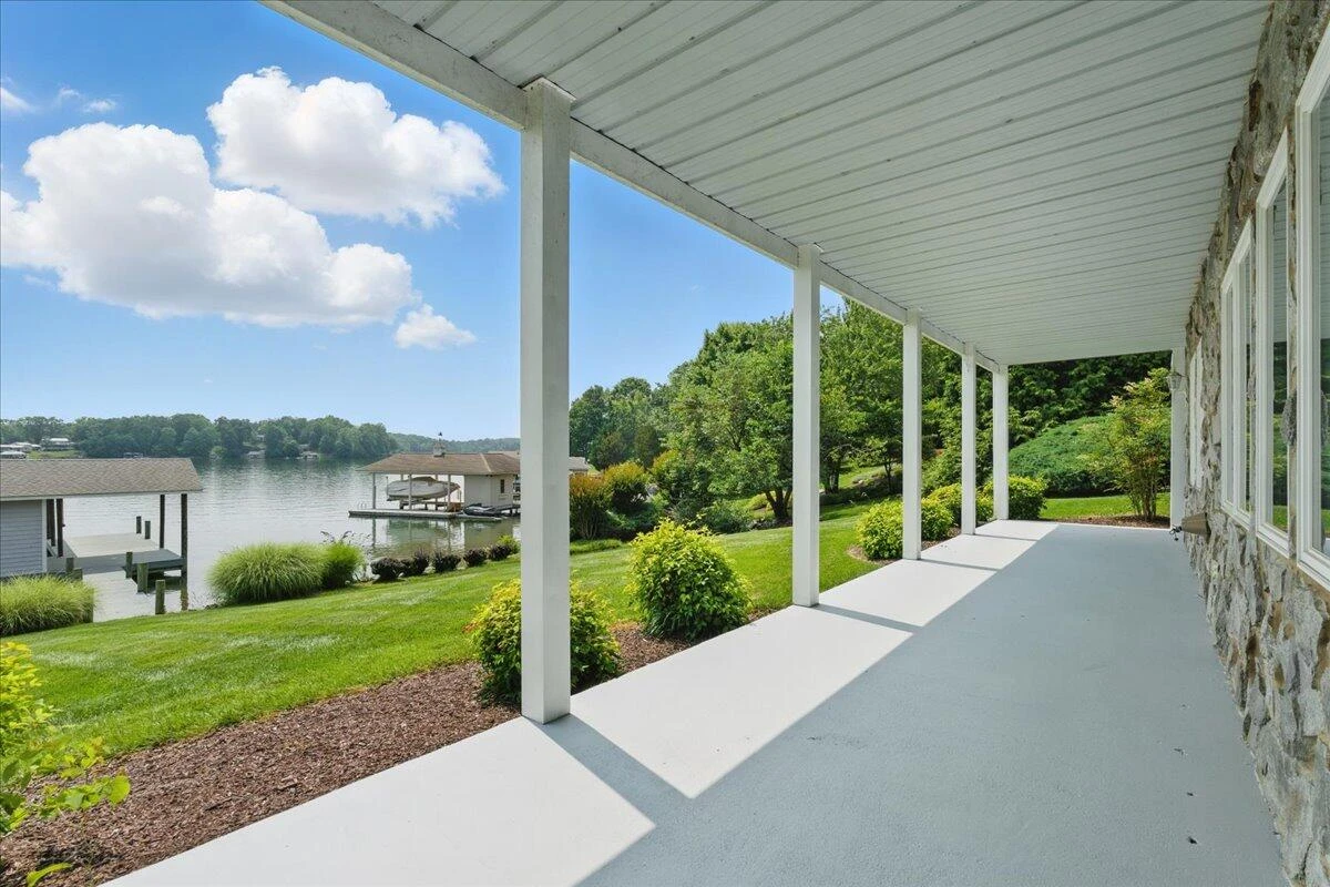35 Lake Shore DR - Photo 63