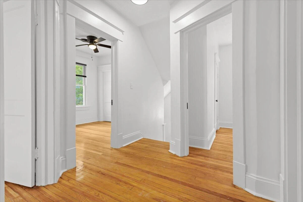 1012 Morehead AVE - Photo 16