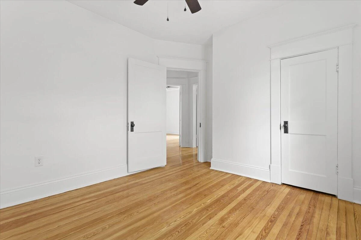 1012 Morehead AVE - Photo 18