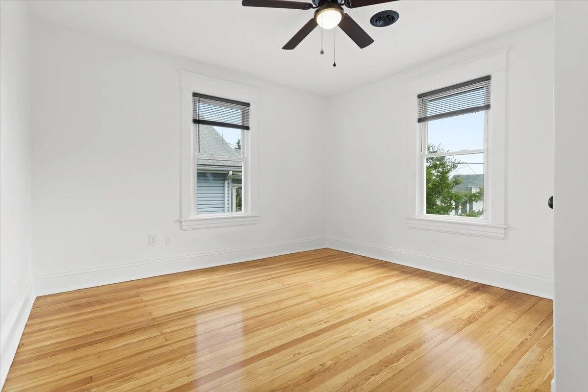 1012 Morehead AVE - Photo 21