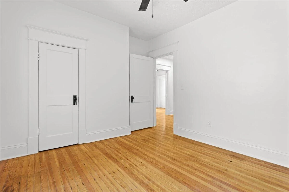 1012 Morehead AVE - Photo 26