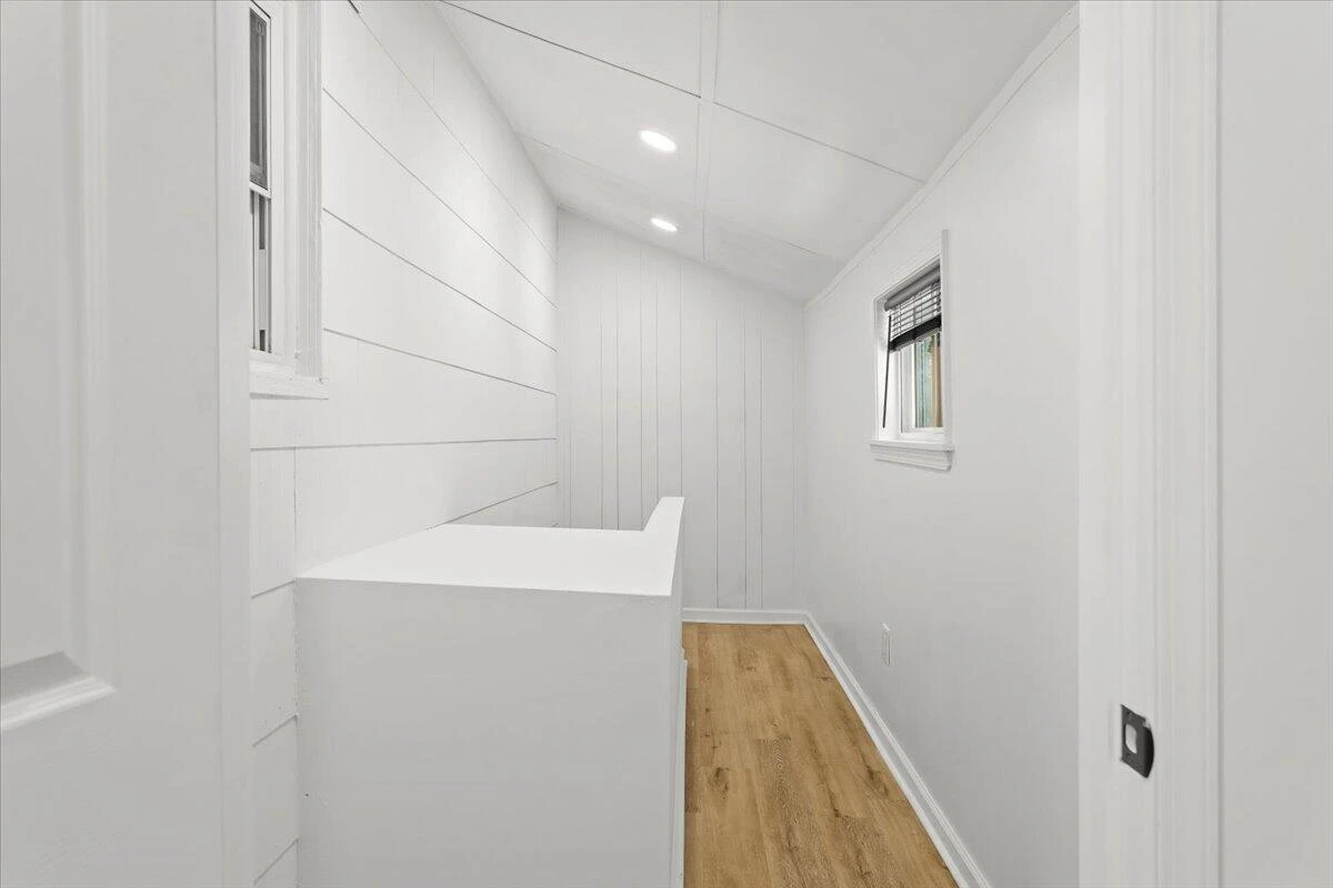 1012 Morehead AVE - Photo 27