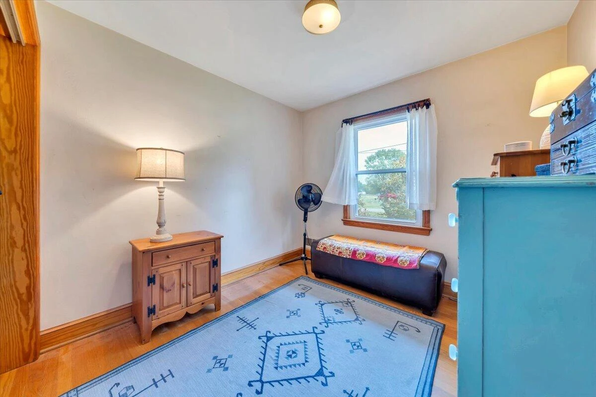 4531 Cowman RD - Photo 15