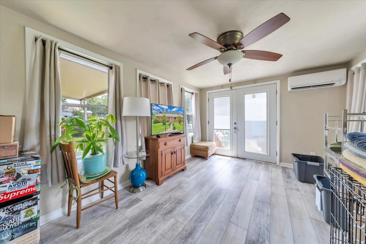 4531 Cowman RD - Photo 22