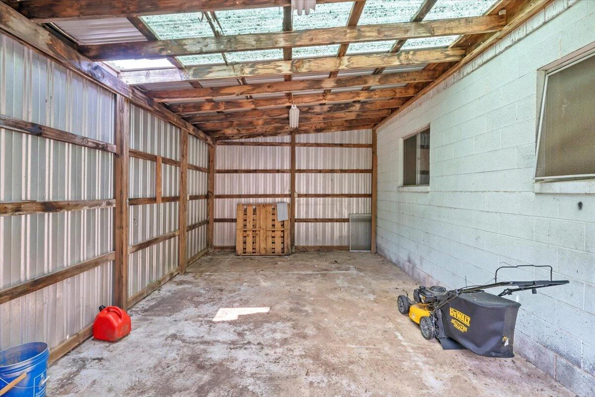 4531 Cowman RD - Photo 27