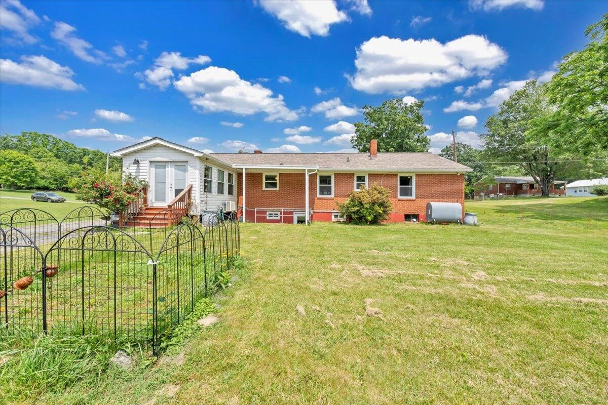 4531 Cowman RD - Photo 29