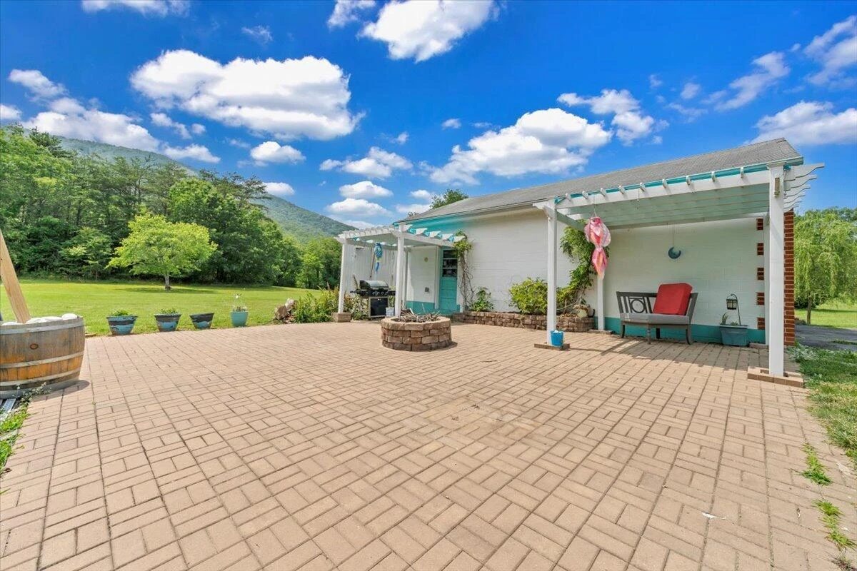 4531 Cowman RD - Photo 30