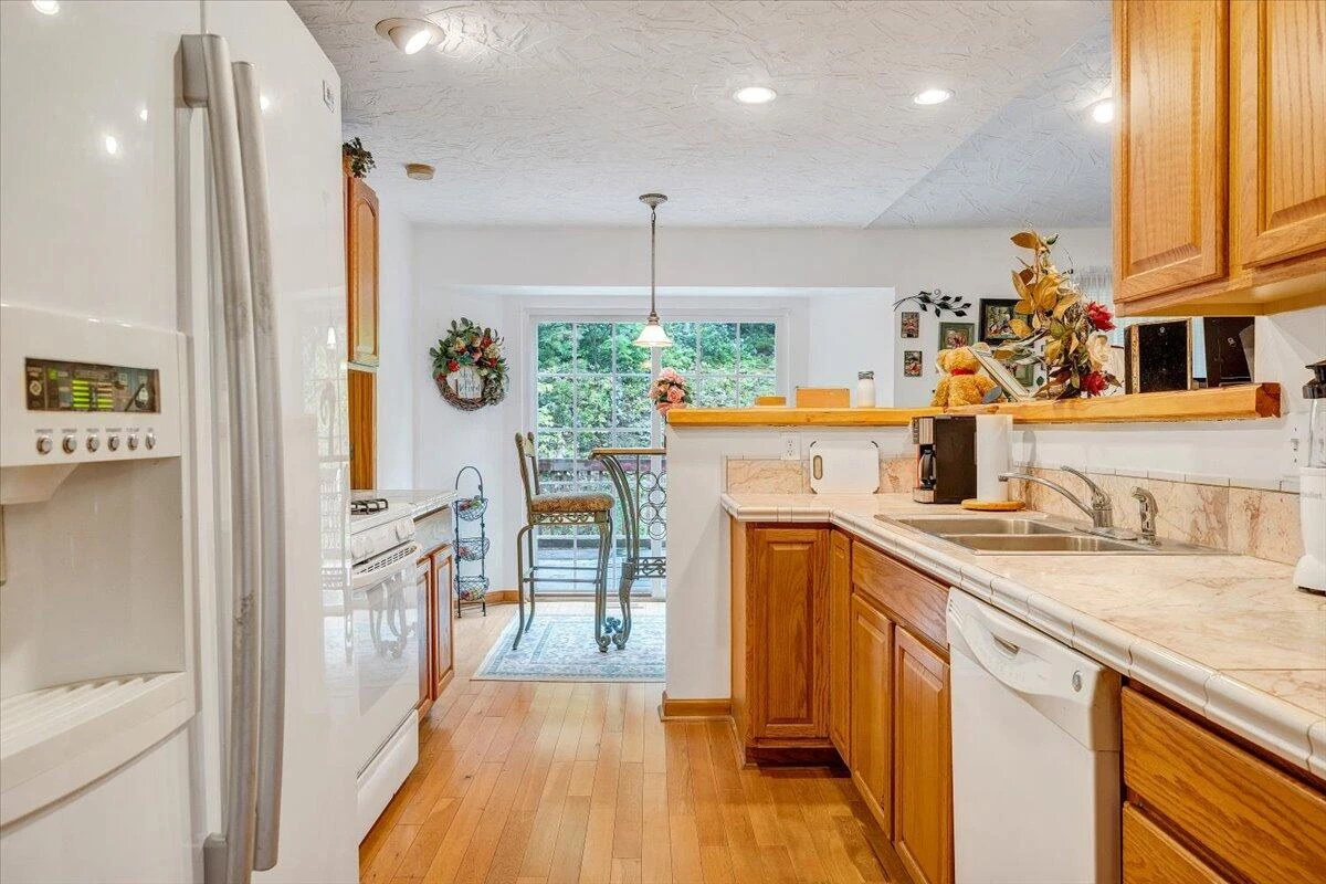 338 White Oak LN - Photo 29
