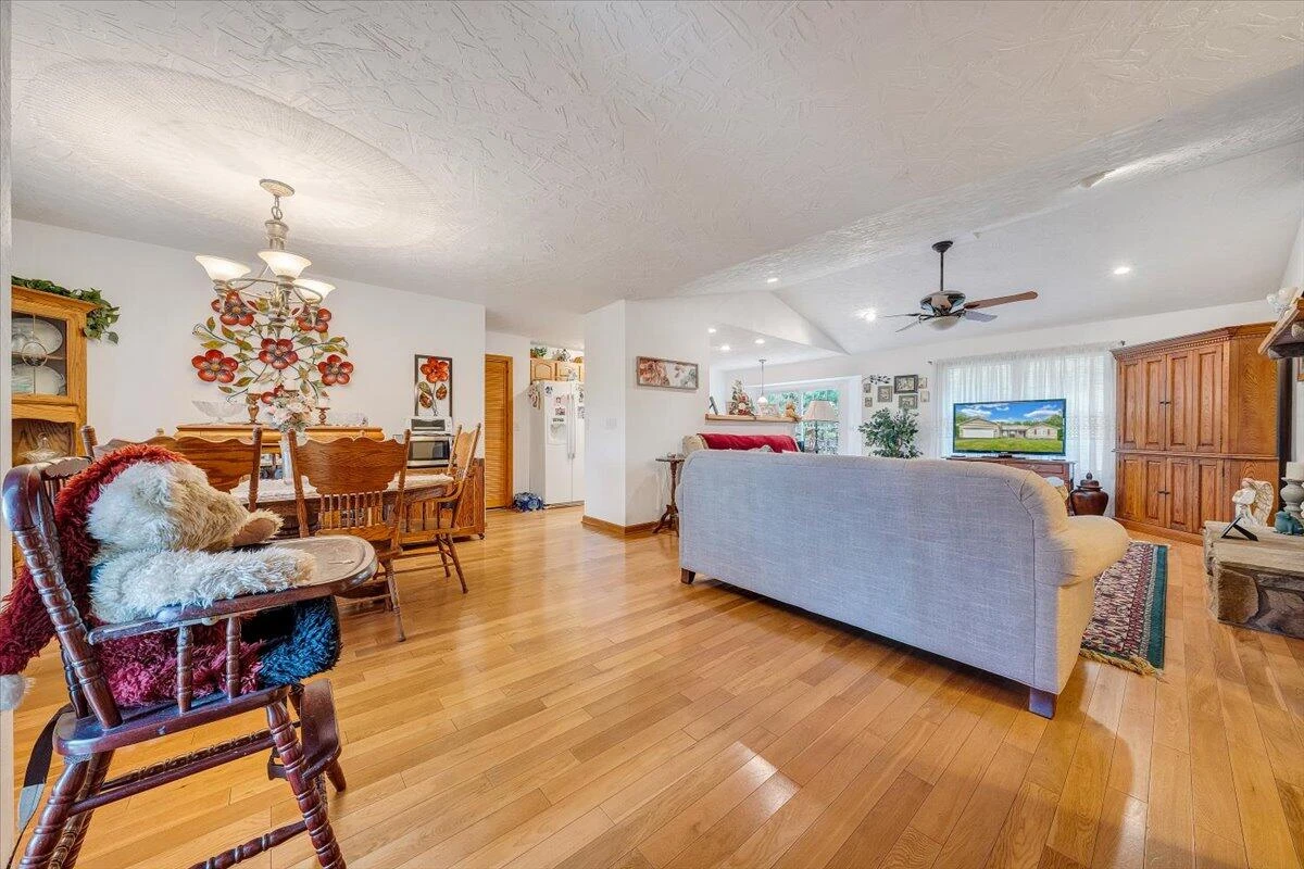338 White Oak LN - Photo 36