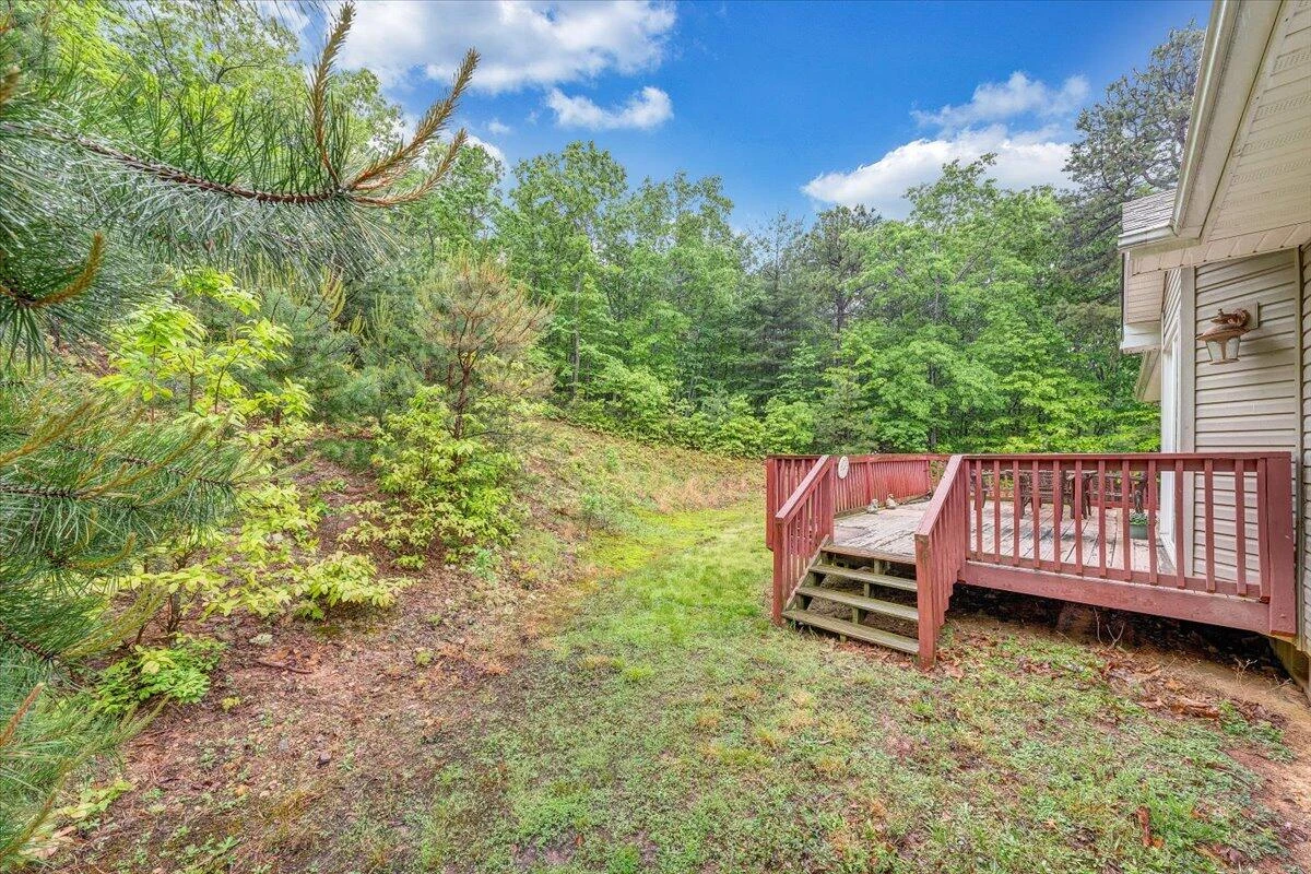 338 White Oak LN - Photo 4