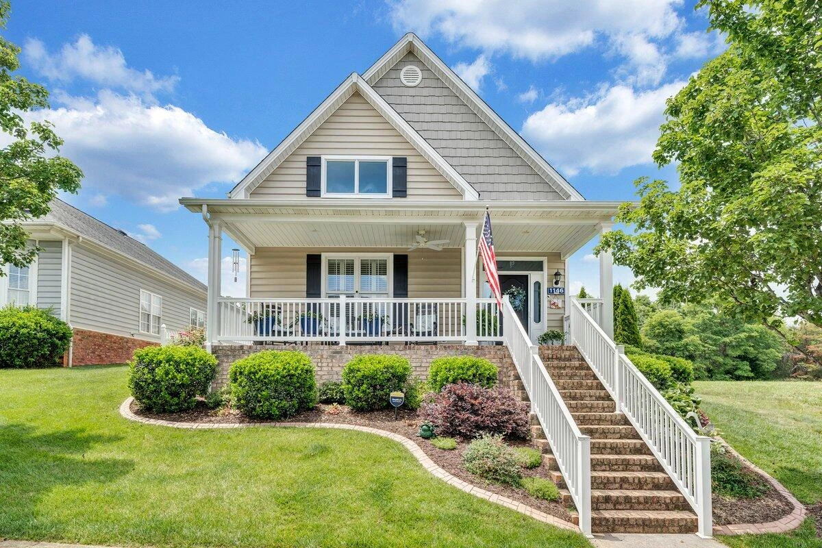 1146 Cranberry CT