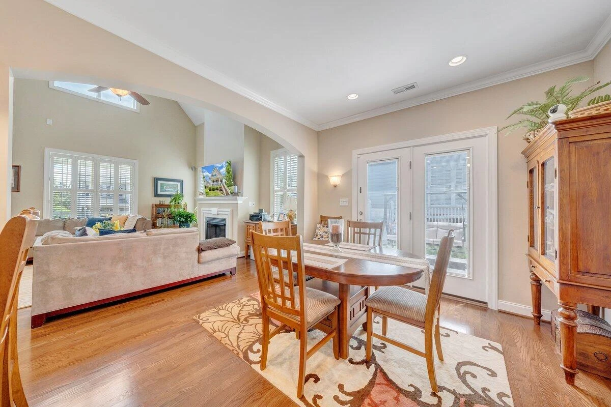 1146 Cranberry CT - Photo 8