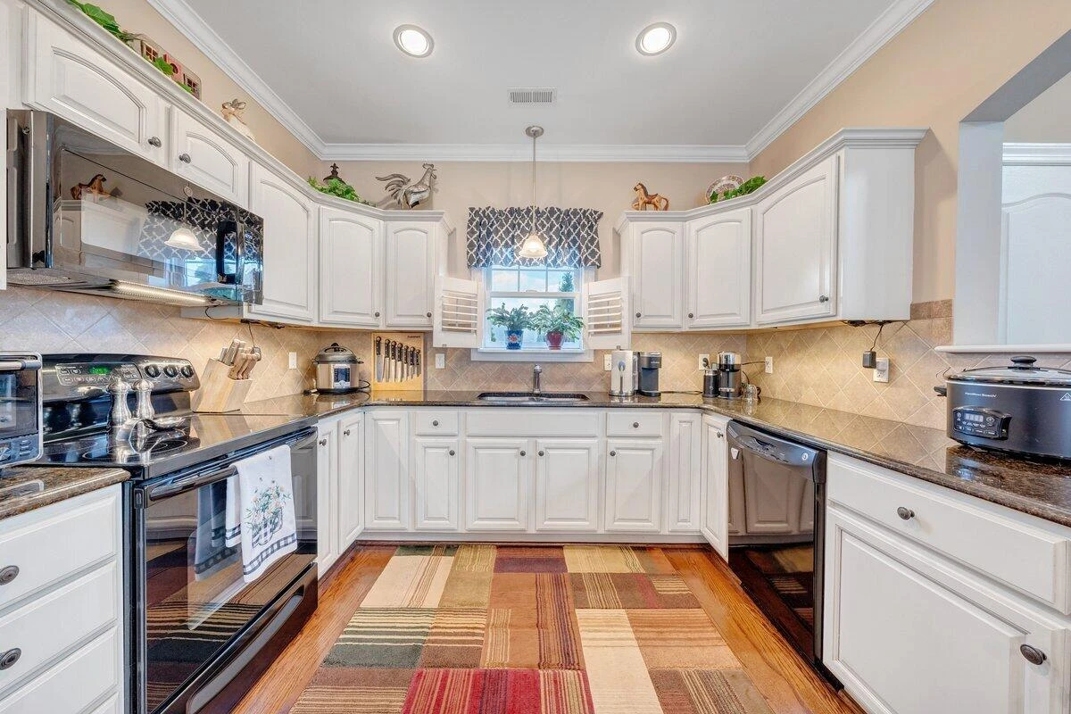 1146 Cranberry CT - Photo 9
