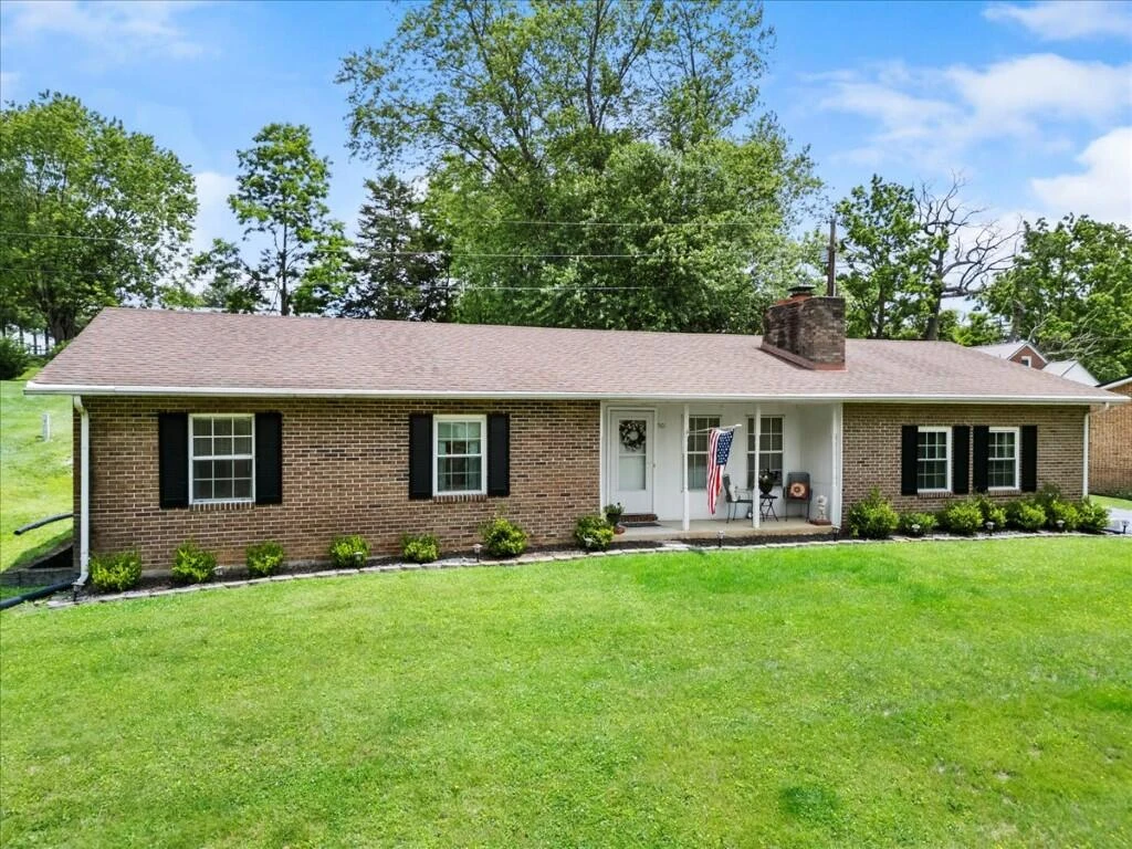 1501 English Forest RD - Photo 2
