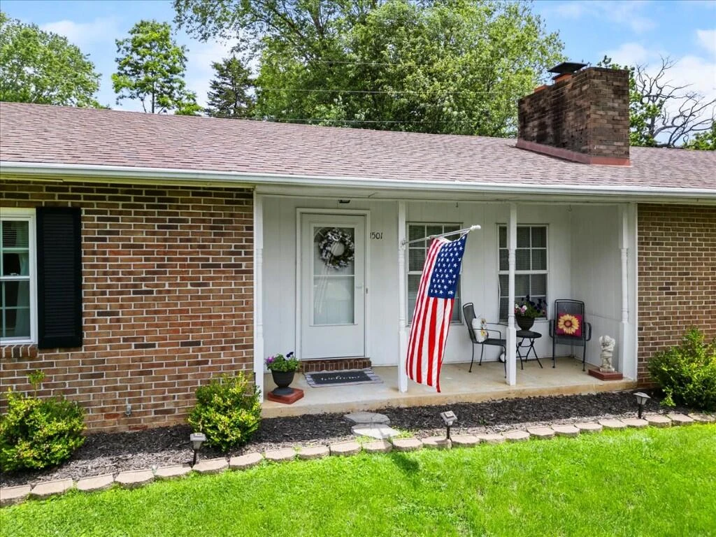 1501 English Forest RD - Photo 3