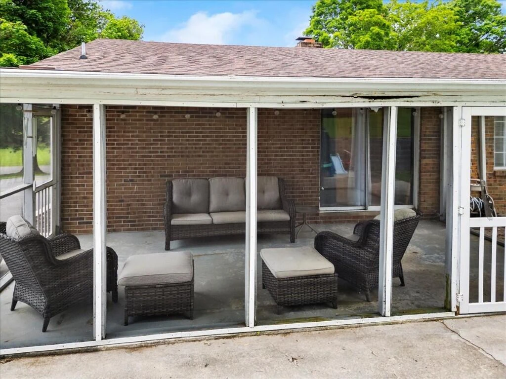 1501 English Forest RD - Photo 35