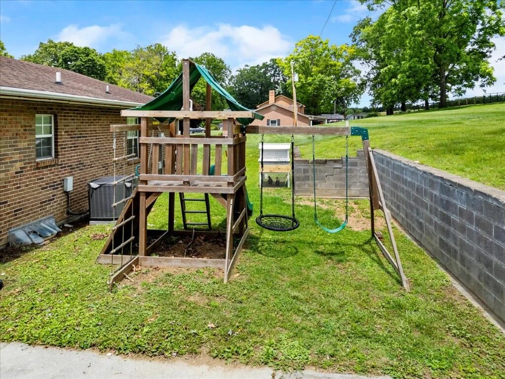 1501 English Forest RD - Photo 39