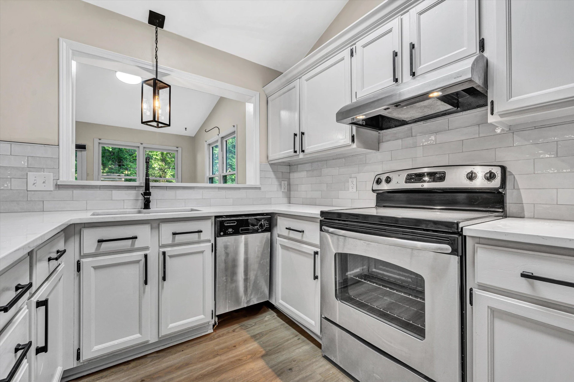 8757 Bent Mountain RD - Photo 13